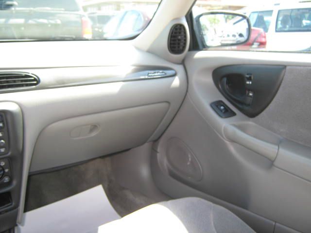 2002 Chevrolet Malibu Base