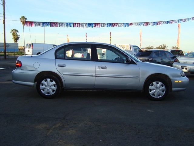 2002 Chevrolet Malibu Base