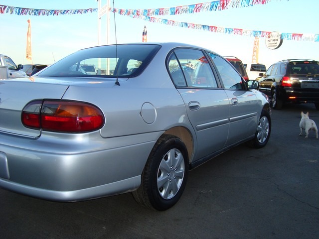 2002 Chevrolet Malibu Base