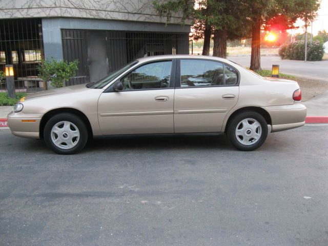 2002 Chevrolet Malibu Base