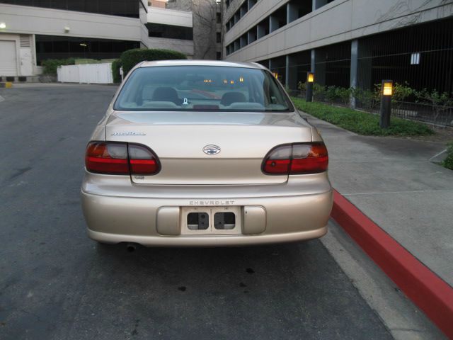 2002 Chevrolet Malibu Base