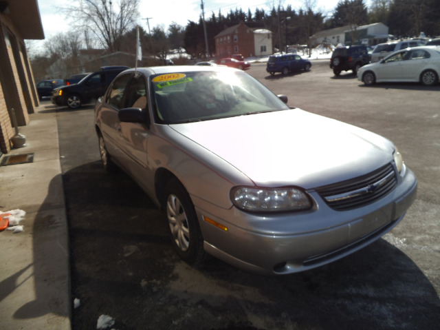 2002 Chevrolet Malibu Base