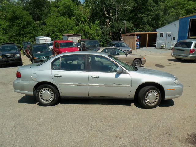 2002 Chevrolet Malibu Base