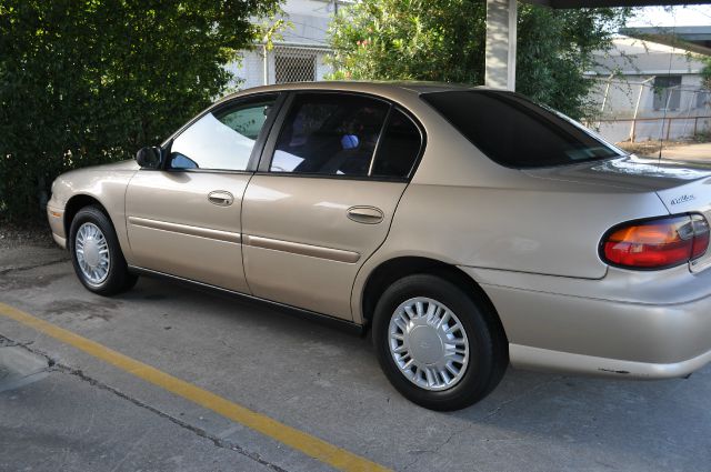 2002 Chevrolet Malibu Base