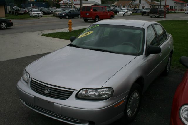 2003 Chevrolet Malibu Base