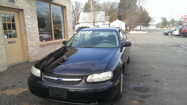 2003 Chevrolet Malibu Base