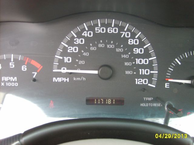 2003 Chevrolet Malibu Base