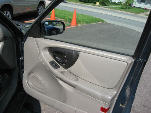 2003 Chevrolet Malibu Base