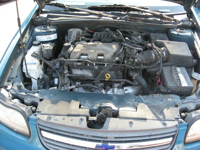 2003 Chevrolet Malibu Base