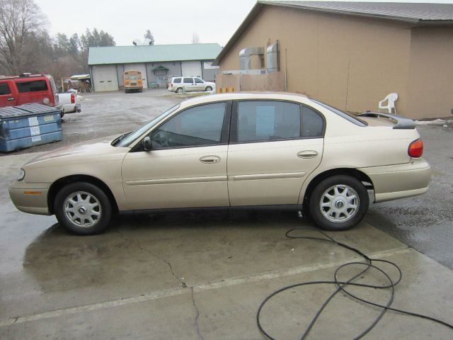 2003 Chevrolet Malibu Base