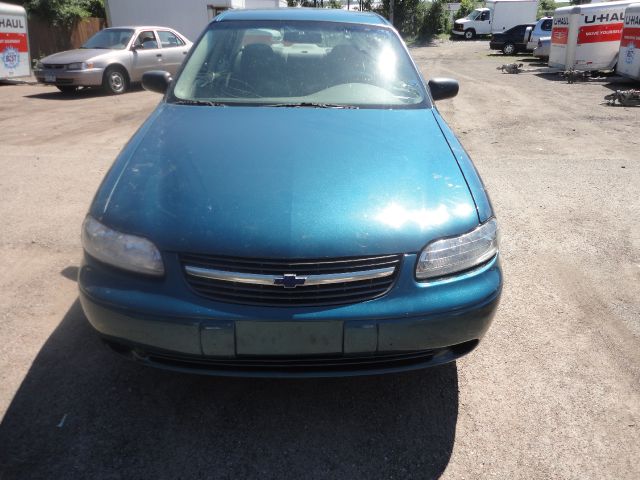 2003 Chevrolet Malibu Base