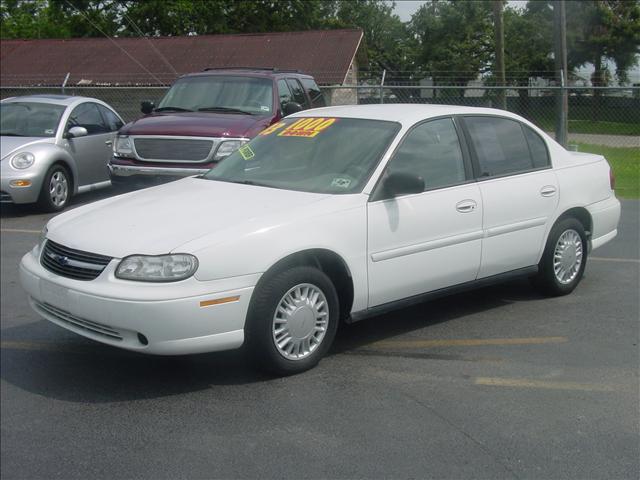 2003 Chevrolet Malibu Base