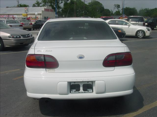 2003 Chevrolet Malibu Base
