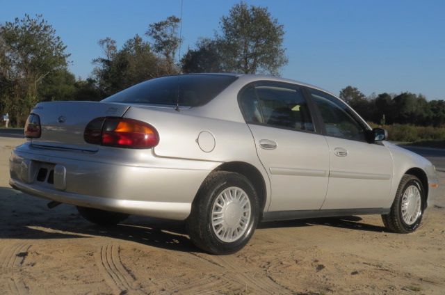 2003 Chevrolet Malibu Base