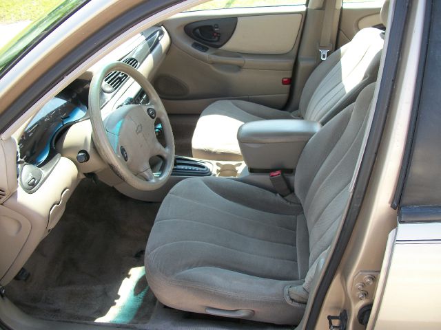 2003 Chevrolet Malibu Base