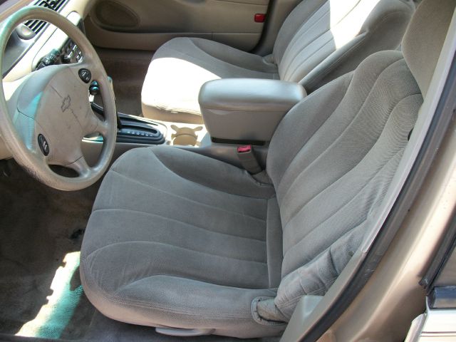 2003 Chevrolet Malibu Base