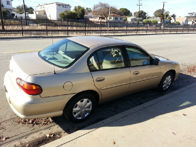 2003 Chevrolet Malibu Base