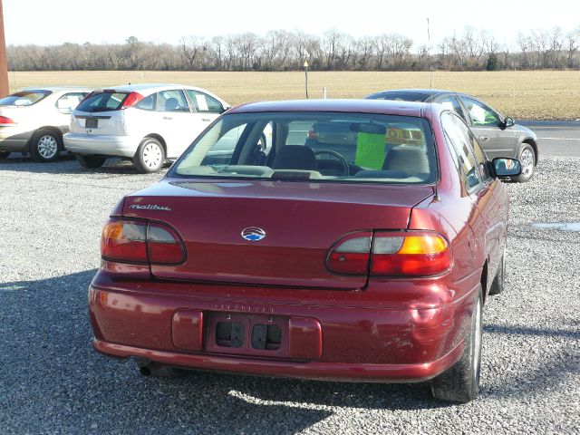 2003 Chevrolet Malibu Base