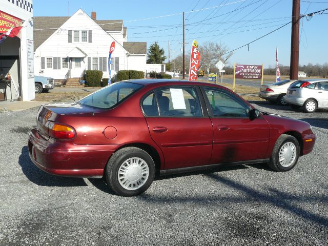 2003 Chevrolet Malibu Base
