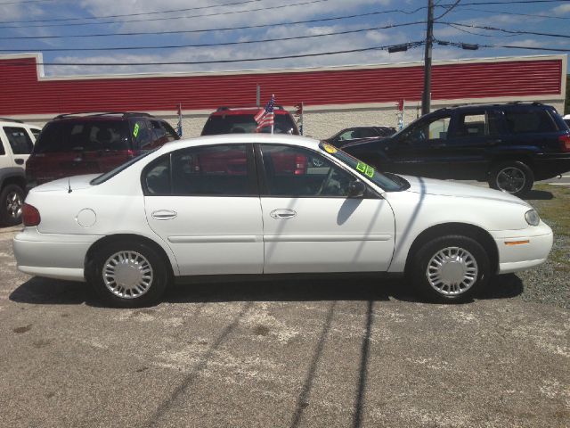 2003 Chevrolet Malibu Base