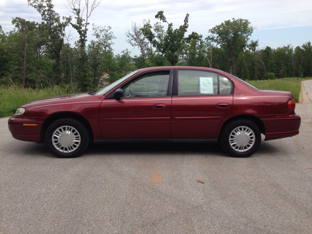 2003 Chevrolet Malibu Base