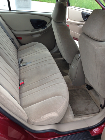 2003 Chevrolet Malibu Base