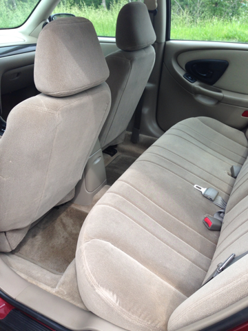 2003 Chevrolet Malibu Base