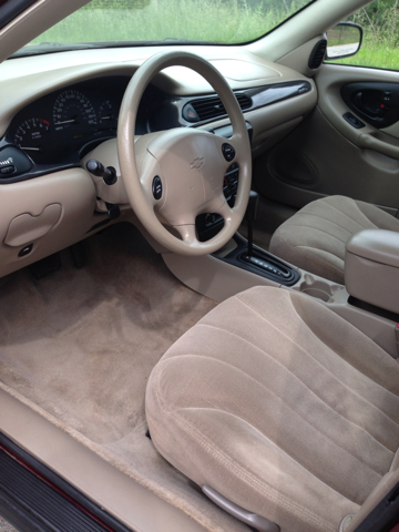 2003 Chevrolet Malibu Base