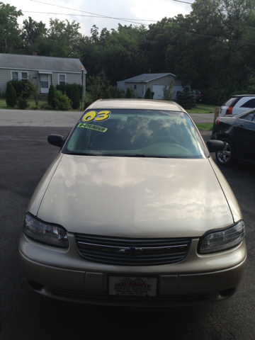 2003 Chevrolet Malibu Base