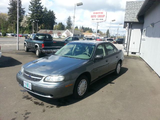 2003 Chevrolet Malibu Base