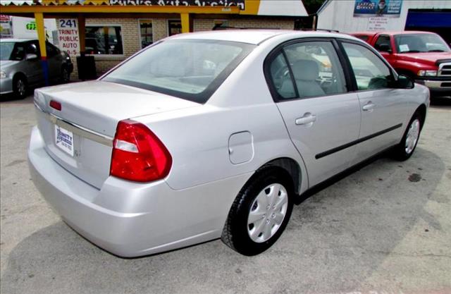 2004 Chevrolet Malibu Unknown