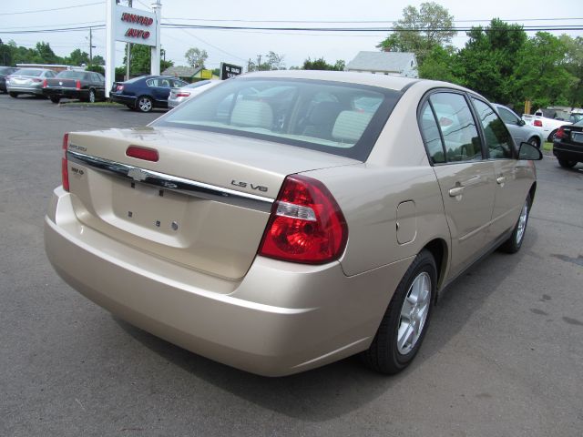 2004 Chevrolet Malibu Blk Ext With Silver Trin