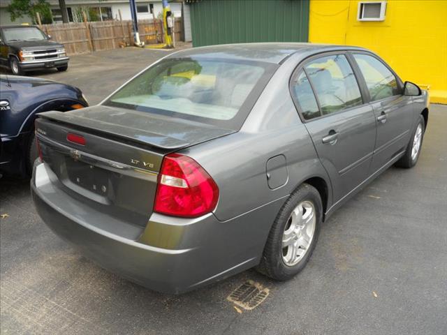 2005 Chevrolet Malibu Navigation RR DVD