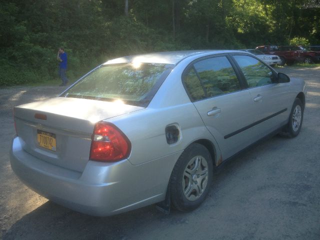 2005 Chevrolet Malibu Base