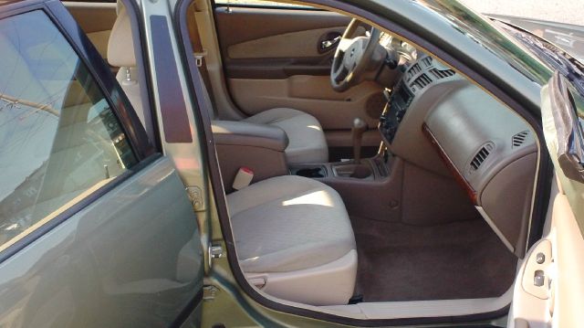 2005 Chevrolet Malibu Base