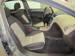 2008 Chevrolet Malibu 4dr Sdn Touring Signature RWD
