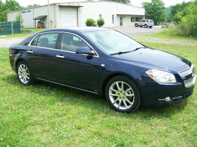2008 Chevrolet Malibu XLT SC 4X4 SWB