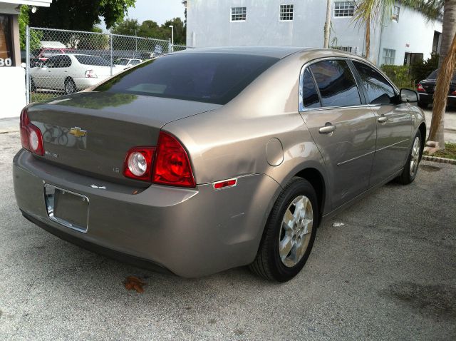 2008 Chevrolet Malibu Blk Ext With Silver Trin