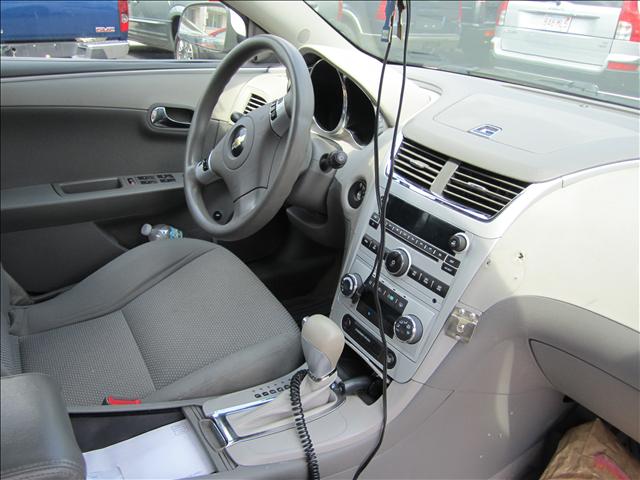 2009 Chevrolet Malibu Unknown
