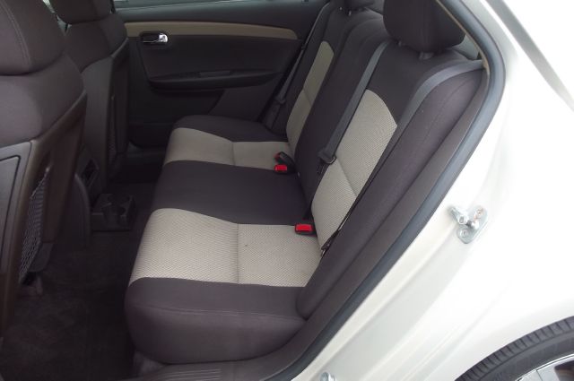 2009 Chevrolet Malibu 4dr Sdn I4 CVT 2.5 Sedan