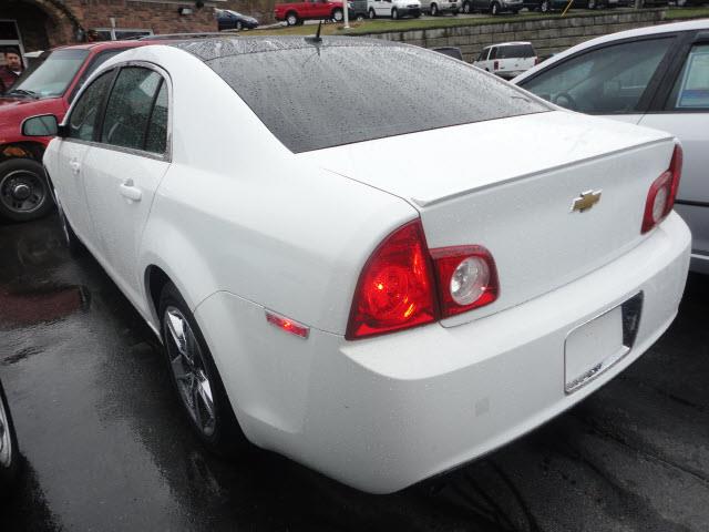 2009 Chevrolet Malibu 4dr Sdn I4 CVT 2.5 Sedan