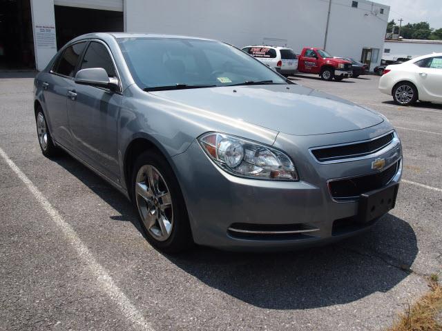 2009 Chevrolet Malibu 4dr Sdn I4 CVT 2.5 Sedan