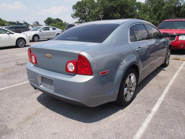 2009 Chevrolet Malibu 4dr Sdn I4 CVT 2.5 Sedan
