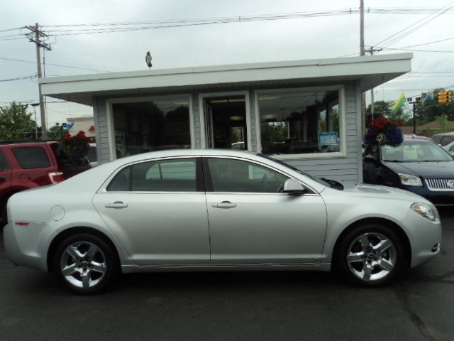 2009 Chevrolet Malibu 2dr Cpe Auto W/moonroof
