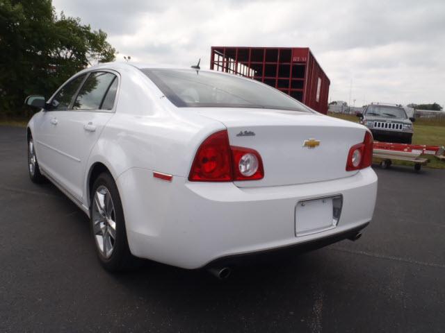 2009 Chevrolet Malibu 4dr Sdn I4 CVT 2.5 Sedan