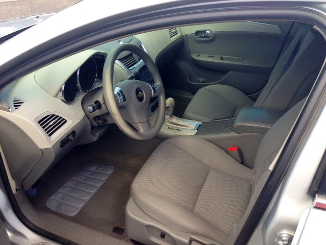 2009 Chevrolet Malibu Unknown