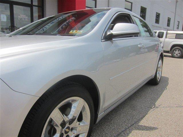 2010 Chevrolet Malibu 4dr Sdn I4 CVT 2.5