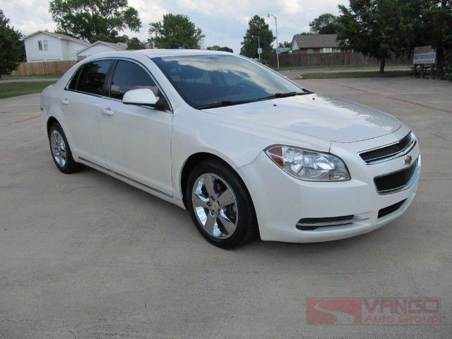 2010 Chevrolet Malibu 4dr AWD SUV