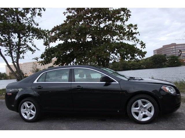 2010 Chevrolet Malibu XLT Model