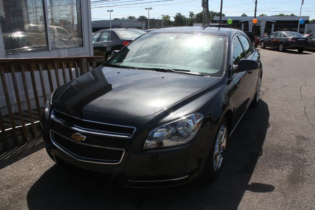 2010 Chevrolet Malibu 4dr AWD SUV